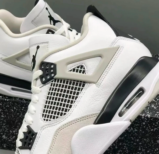 Jordan 4 Military black